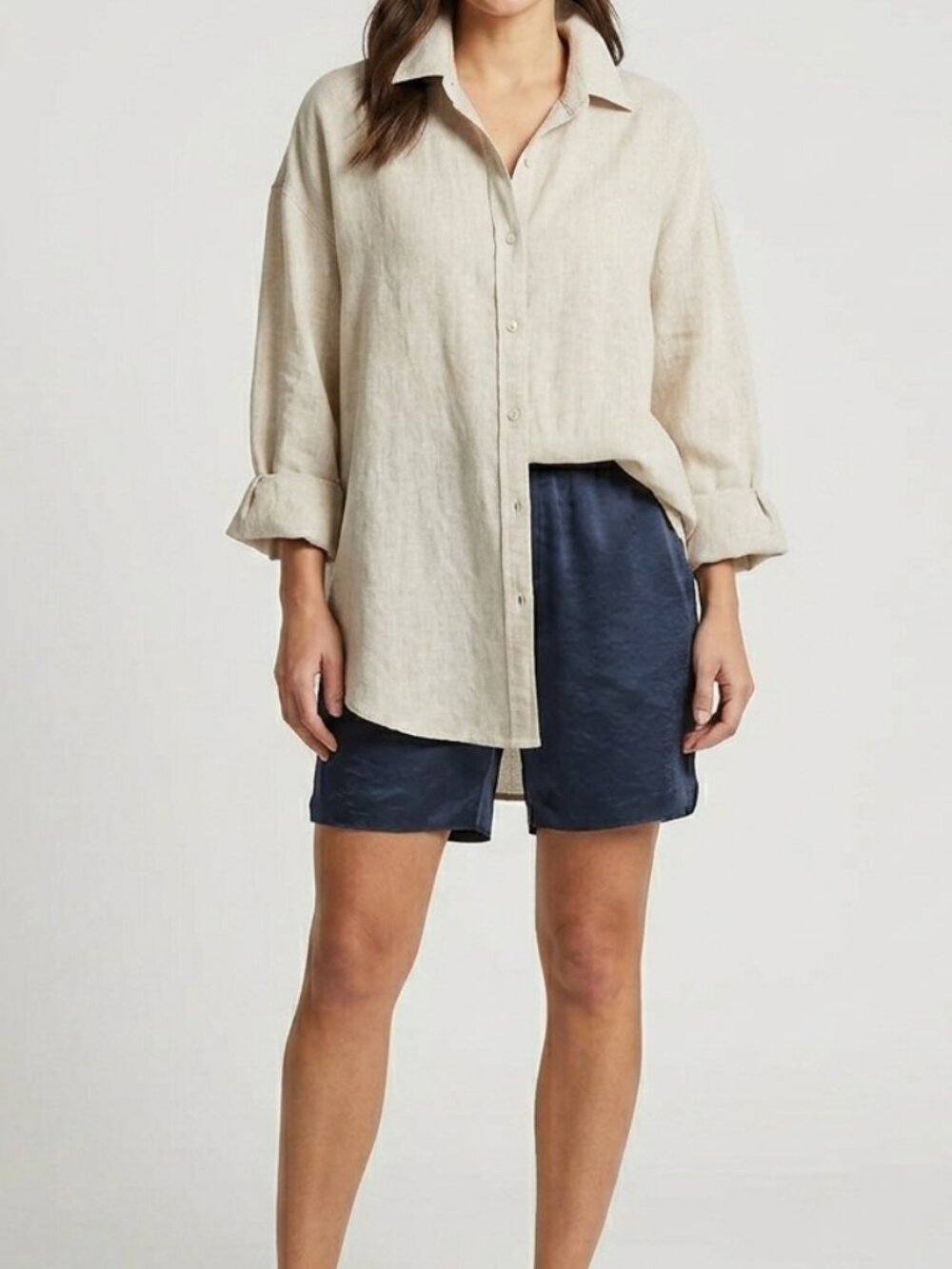 Aritzia Wilfred Free Navy Silk Shorts 9in Inseam Size XS